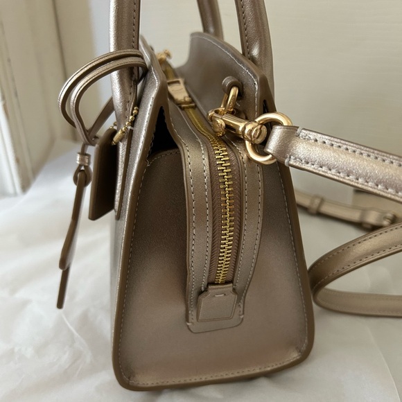 NWT Authentic Coach Andrea Carryall Pearlized Leather Light Champagne - Picture 5 of 13